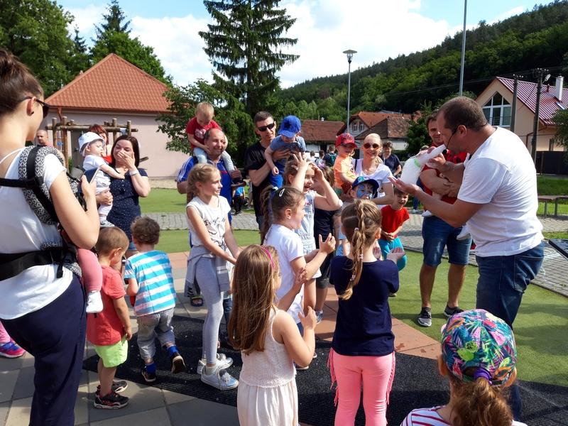Fotogaléria Privítanie detí do života a MDD 2019 (37) Privítanie detí do života a MDD 2019